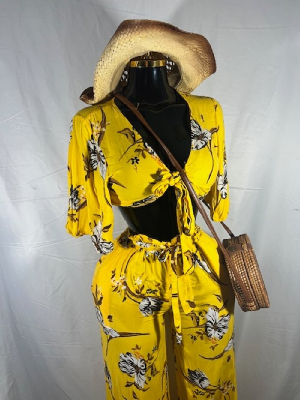 New Look Yellow Floral 2 Piece Set - Wrap Top & Wide Leg Pants - Beach Vacation